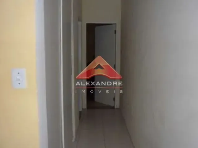 Casa com 125m² 4 quartos e 2 banheiros, à venda, no bairro Residencial Armando Moreira Righi em São José Dos Campos