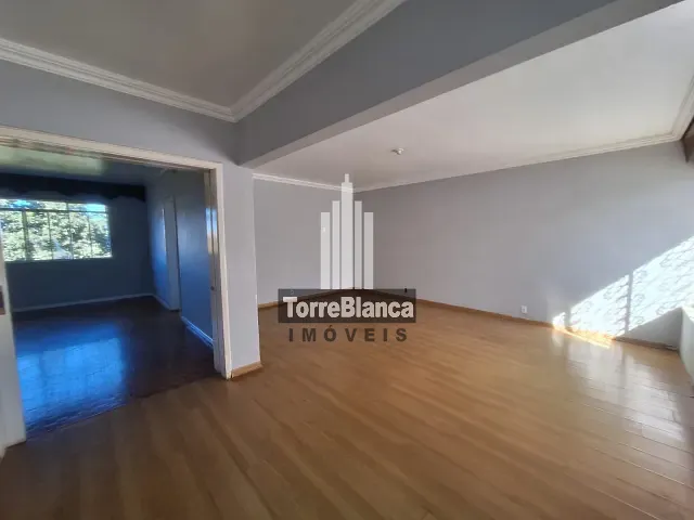 Casa com 660m² 4 quartos e 4 banheiros, para alugar, no bairro Uvaranas em Ponta Grossa