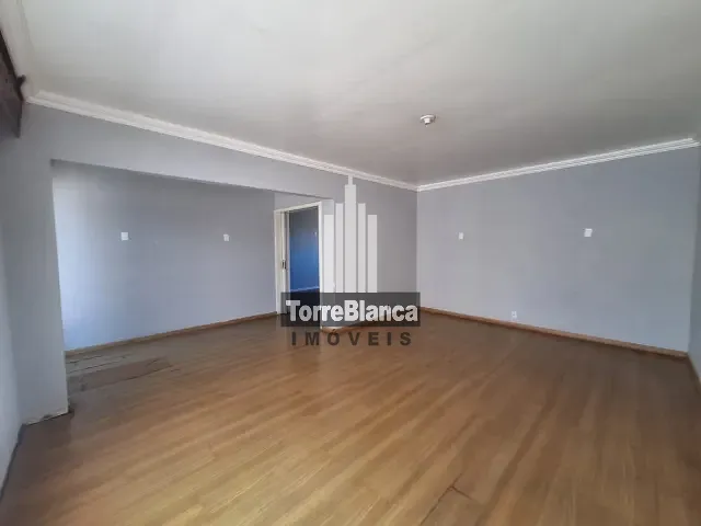 Casa com 660m² 4 quartos e 4 banheiros, para alugar, no bairro Uvaranas em Ponta Grossa
