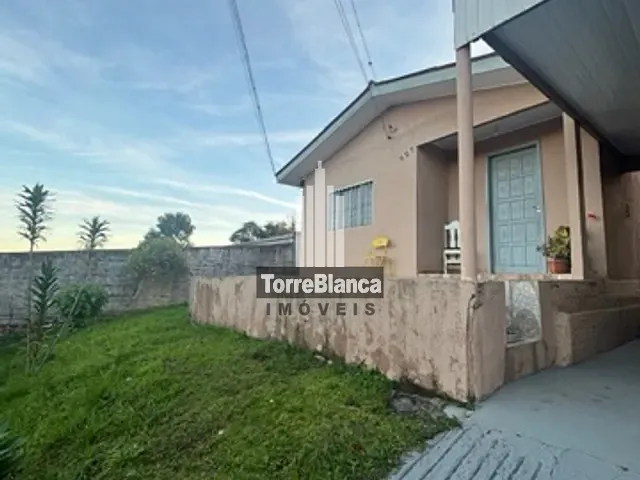 Casa com 337m² 2 quartos e 2 banheiros, à venda, no bairro Uvaranas em Ponta Grossa