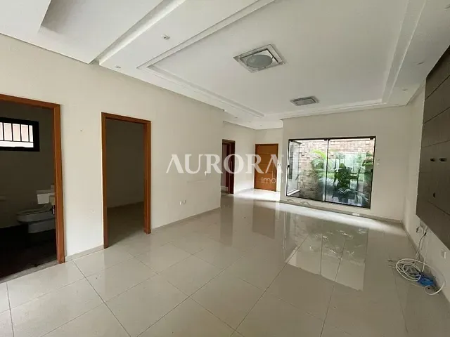 Casa com 395m² 3 quartos e 3 banheiros, à venda, no bairro Champagnat em Londrina