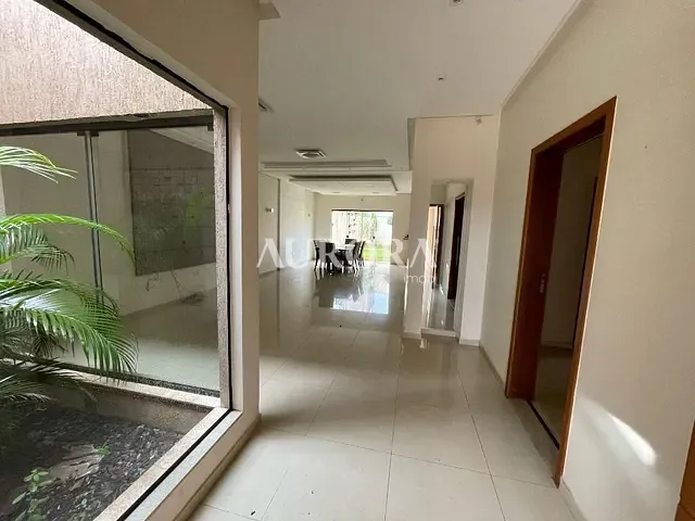 Casa com 395m² 3 quartos e 3 banheiros, à venda, no bairro Champagnat em Londrina