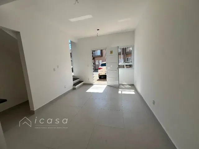 Casa com 67m² 2 quartos e 1 banheiro, à venda ou para alugar, no bairro Parque Residencial Maria Elmira em Caçapava