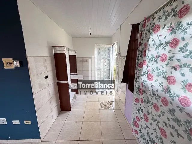 Casa com 295m² 3 quartos e 2 banheiros, para alugar, no bairro Neves em Ponta Grossa