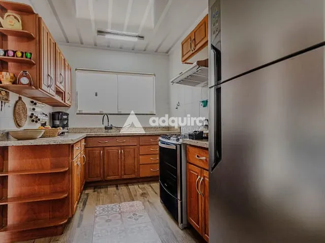 Casa com 399m² 3 quartos e 3 banheiros, à venda, no bairro Estrela em Ponta Grossa