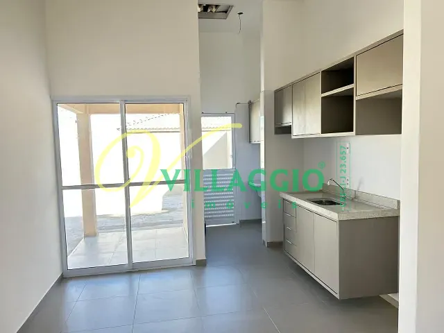 Casa com 200m² 3 quartos e 1 banheiro, para alugar, no bairro JACUTINGA em Bady Bassitt