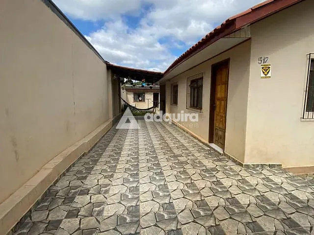 Casa 2 quartos e 1 banheiro, à venda, no bairro Colônia Dona Luíza em Ponta Grossa
