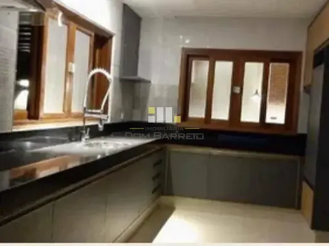 Casa 3 quartos e 5 banheiros, para alugar, no bairro Bairro da Lagoa em Americana