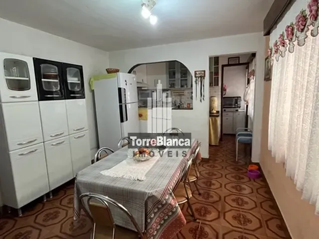 Casa com 288m² 3 quartos e 4 banheiros, à venda, no bairro Contorno/Santa Paula em Ponta Grossa