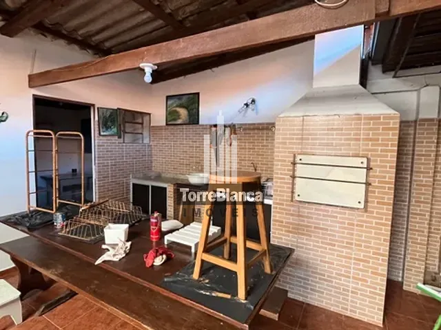 Casa com 288m² 3 quartos e 4 banheiros, à venda, no bairro Contorno/Santa Paula em Ponta Grossa