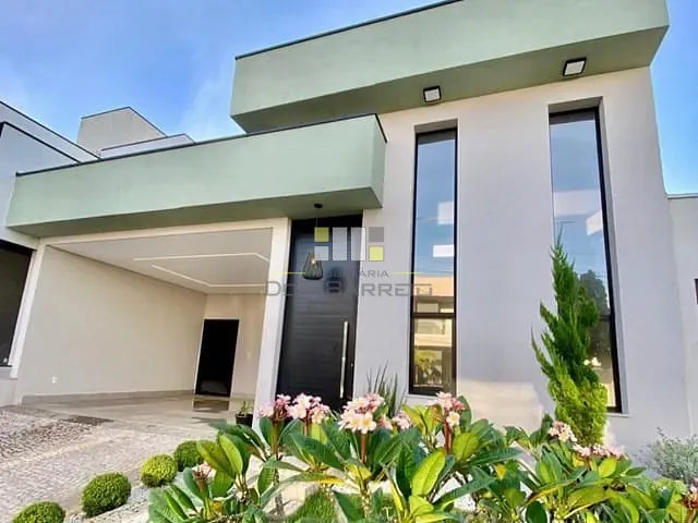 Casa com 250m² 3 quartos e 2 banheiros, à venda, no bairro Parque Olívio Franceschini em Hortolândia