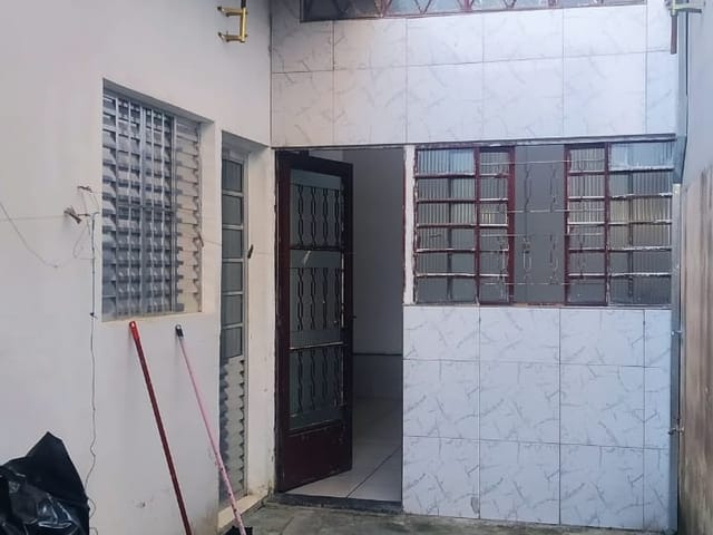 Casa 3 quartos e 3 banheiros, à venda, no bairro Residencial Pasin em Pindamonhangaba