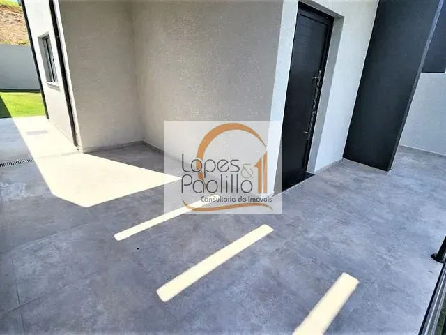 Casa com 200m² 3 quartos e 3 banheiros, à venda, no bairro Jardim Santa Fe em Bom Jesus dos Perdões