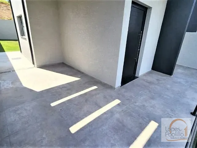 Casa com 200m² 3 quartos e 3 banheiros, à venda, no bairro Jardim Santa Fe em Bom Jesus dos Perdões