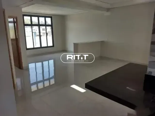 Casa com 300m² 4 quartos e 6 banheiros, à venda, no bairro Roncáglia em Valinhos