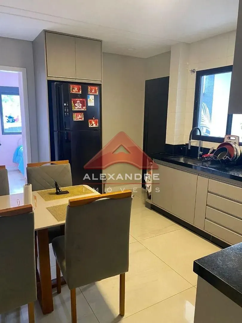 Casa, 3 quartos, 246 m² - Foto 24