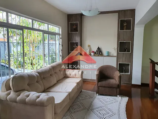 Casa com 300m² 4 quartos e 3 banheiros, à venda, no bairro Jardim Valparaíba em São José dos Campos