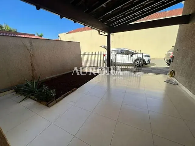 Casa 3 quartos e 3 banheiros, à venda, no bairro São Vicente em Londrina