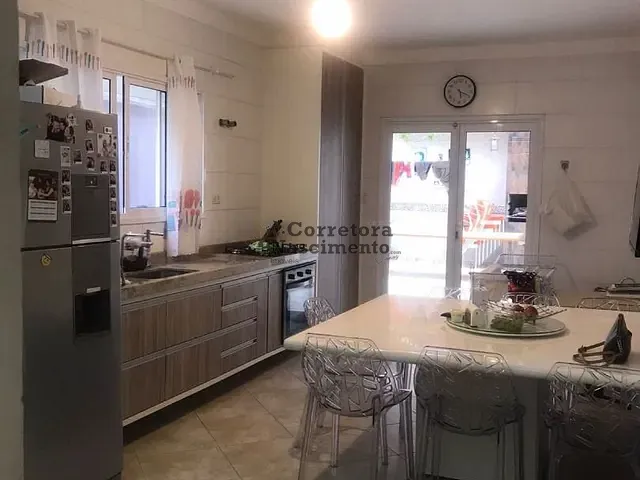 Casa com 125m² 3 quartos e 3 banheiros, à venda, no bairro Loteamento Residencial Vista Linda em São José dos Campos