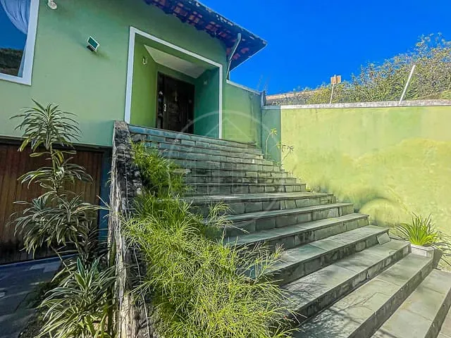 Casa com 700m² 4 quartos e 6 banheiros, à venda ou para alugar, no bairro Jardim Marajoara em São Paulo