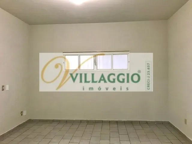 Casa com 242m² 3 quartos e 2 banheiros, à venda ou para alugar, no bairro Centro em São José do Rio Preto