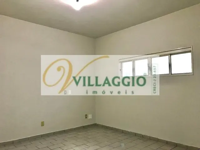 Casa com 242m² 3 quartos e 2 banheiros, à venda ou para alugar, no bairro Centro em São José do Rio Preto