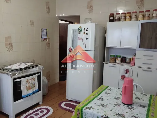Casa com 1075m² 2 quartos e 1 banheiro, à venda, no bairro Chácaras Pousada do Vale em São José dos Campos