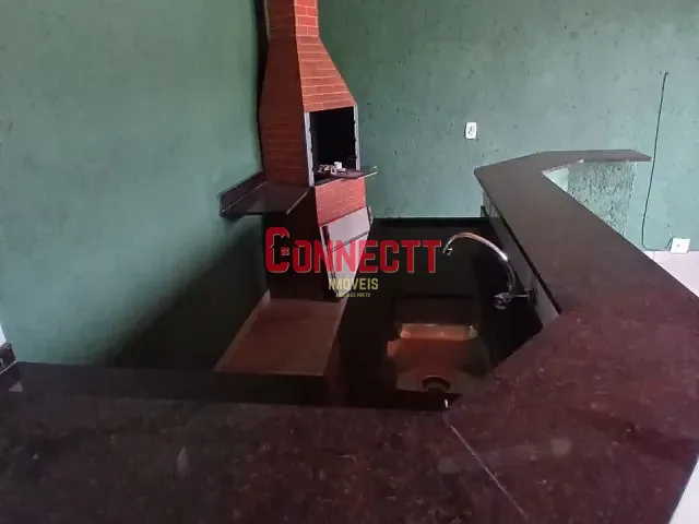 Casa 2 quartos e 3 banheiros, à venda, no bairro Parque São Sebastião em Ribeirão Preto