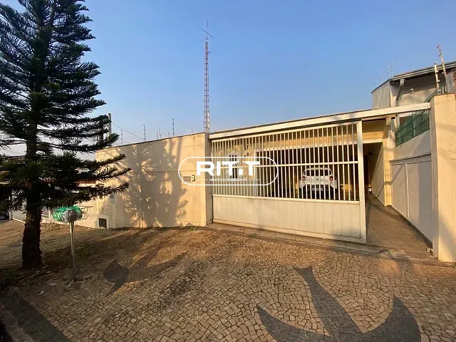 Casa com 343m² 3 quartos e 3 banheiros, à venda, no bairro Parque São Quirino em Campinas