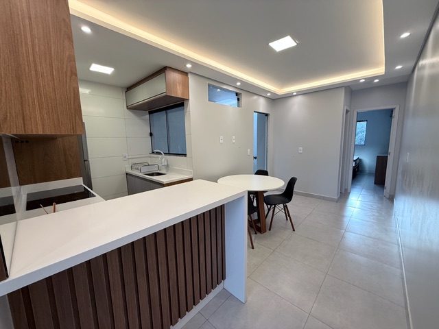 Locação - Casa Mobiliada com 2 quartos, 1 vaga de garagem, Quintal Amplo - Estrela, Ponta Grossa.
