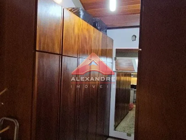 Casa com 512m² 4 quartos e 3 banheiros, à venda, no bairro Jardim Aquarius em São José dos Campos