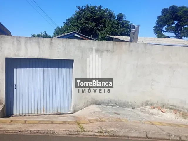 Casa com 275m² 3 quartos e 1 banheiro, à venda, no bairro Piriquitos em Ponta Grossa