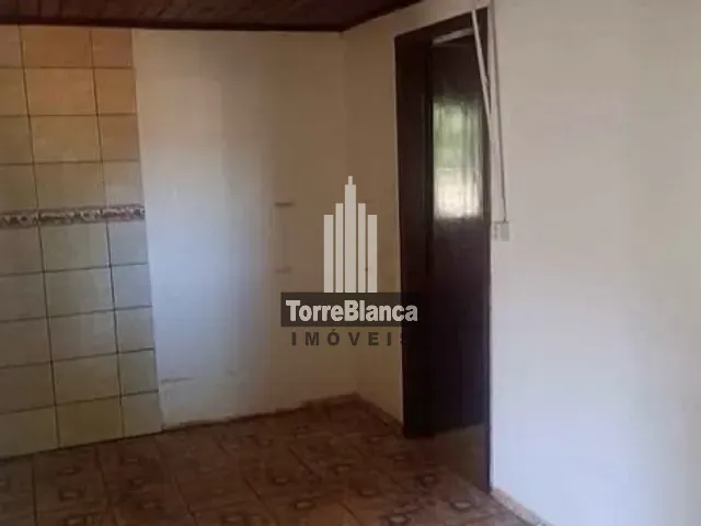 Casa com 275m² 3 quartos e 1 banheiro, à venda, no bairro Piriquitos em Ponta Grossa