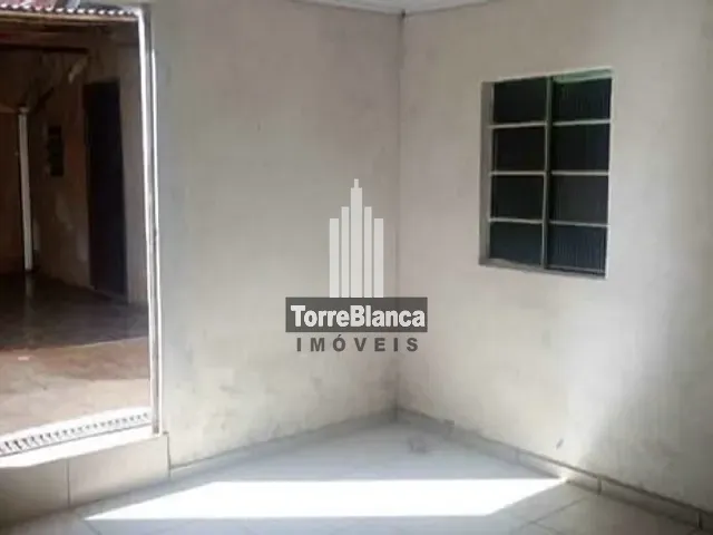 Casa com 275m² 3 quartos e 1 banheiro, à venda, no bairro Piriquitos em Ponta Grossa