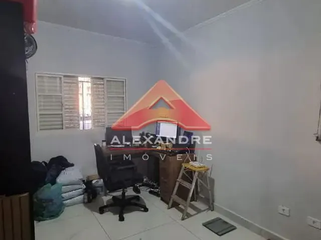 Casa com 250m² 3 quartos e 1 banheiro, à venda, no bairro Jardim Santa Inês II em São José Dos Campos