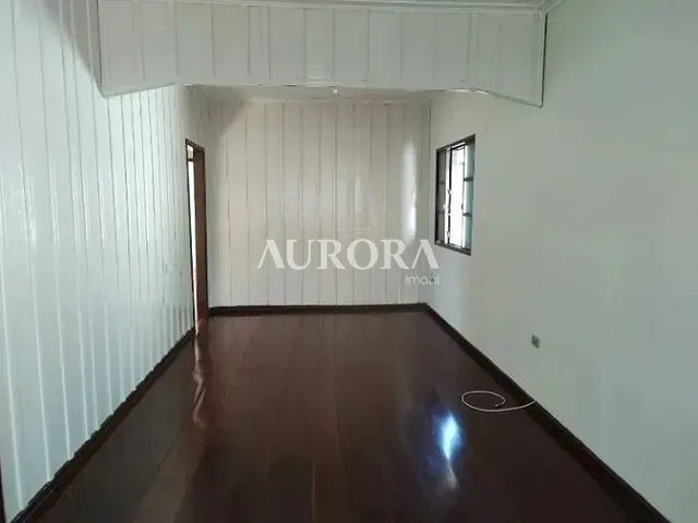 Casa com 266m² 3 quartos e 1 banheiro, à venda, no bairro Ideal em Londrina