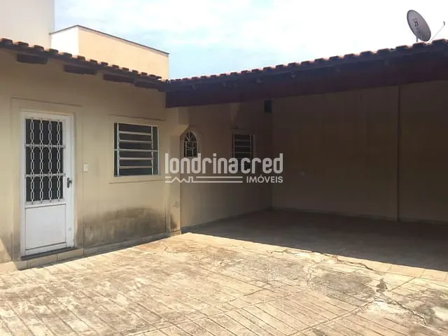 Casa com 900m² 3 quartos e 5 banheiros, à venda, no bairro Jardim Alvorada em Londrina