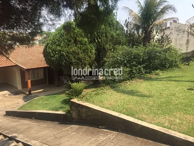 Casa com 900m² 3 quartos e 5 banheiros, à venda, no bairro Jardim Alvorada em Londrina