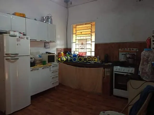 Casa com 500m², à venda, no bairro Pinhal Novo em Lorena