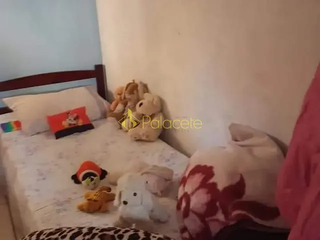 Casa com 500m², à venda, no bairro Pinhal Novo em Lorena