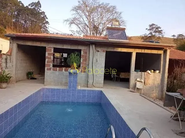 Casa com 500m², à venda, no bairro Pinhal Novo em Lorena