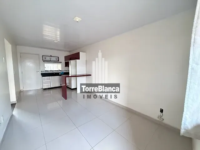 Casa com 50m² 2 quartos e 1 banheiro, à venda, no bairro Cará-cará em Ponta Grossa