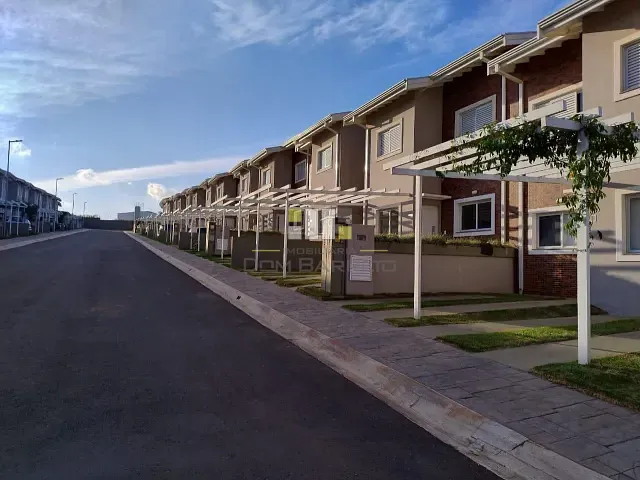 Casa com 95m² 3 quartos e 2 banheiros, para alugar, no bairro Jardim Bela Vista em Nova Odessa
