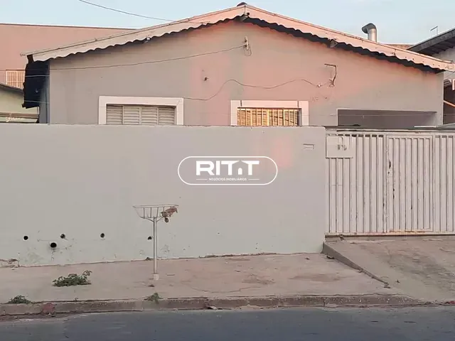 Casa com 330m², à venda, no bairro Parque Dom Pedro II em Campinas