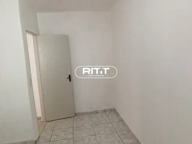 Casa com 330m², à venda, no bairro Parque Dom Pedro II em Campinas