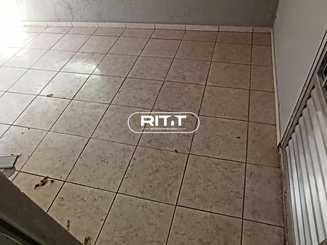 Casa com 330m², à venda, no bairro Parque Dom Pedro II em Campinas