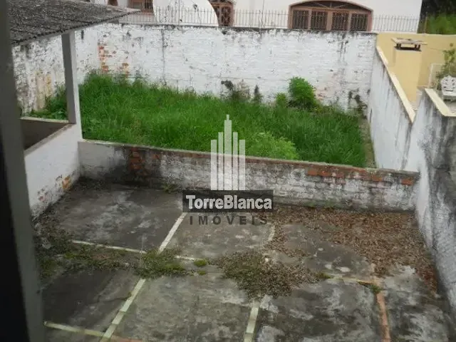 Casa com 307m², à venda, no bairro Centro em Ponta Grossa