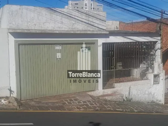 Casa com 307m², à venda, no bairro Centro em Ponta Grossa