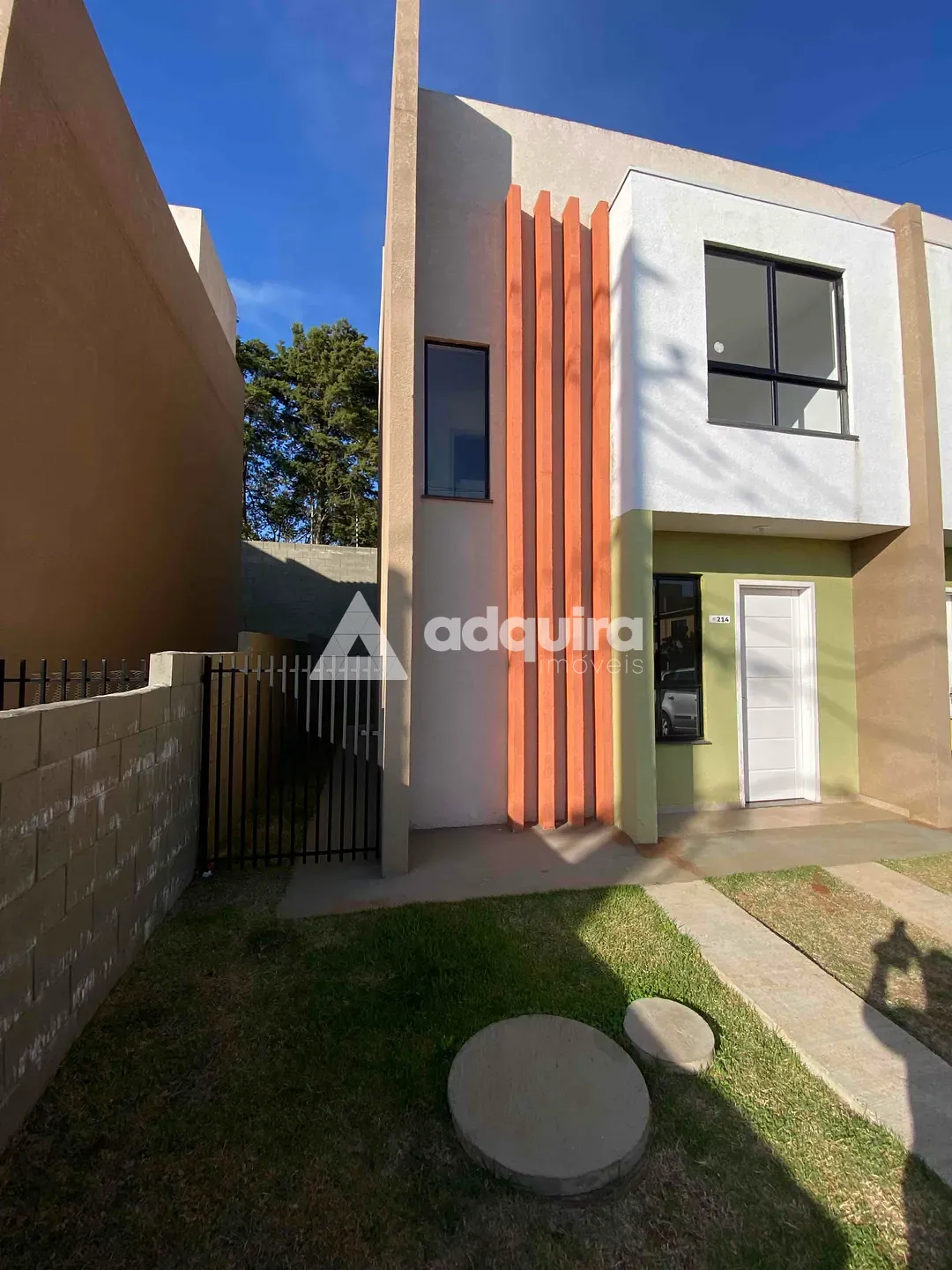 Casa, 2 quartos, 61 m² - Foto 1