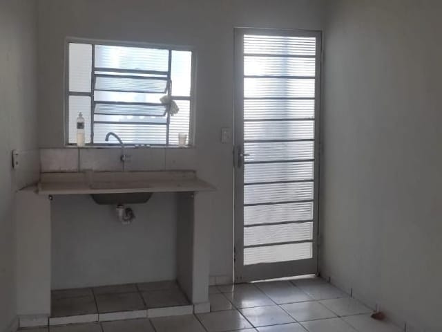 Foto do Casa - Casa com 1 dormitório para alugar, 60 m² por R$ 1.008,00 - Vila Fiori - Sorocaba/SP | Ary Proenca Negócios Imobiliários Ltda